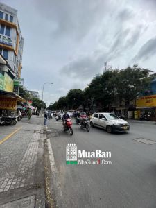 Cho thuê căn nhà tại 557A Nguyễn Tri Phương.Quận 10