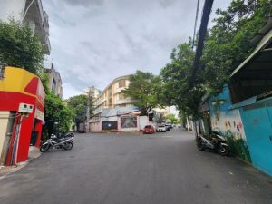 BÁN NHÀ MỚI HOÀN CÔNG  - VỊ TRÍ GÓC 2 MẶT TIỀN - PHÚ NHUẬN