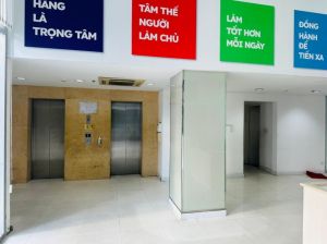 Mặt tiền: Ngay kế ngã 4 Trần Cao Vân - Hai Bà Trưng,
