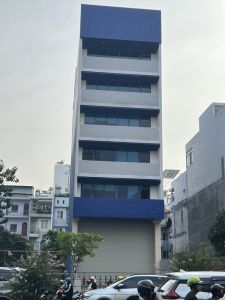 CHO THUÊ TOÀ NHÀ  2 MẶT TIỀN TRƯỚC - SAU #133 CỘNG HOÀ