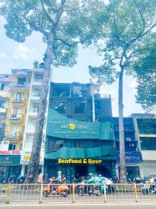 Cho Thuê Nhà 2 Mặt Tiền 242 Trần Hưng Đạo + Cao Bá Nhạ