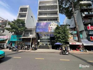 Building Hầm 8 tầng, HĐT:330tr chỉ 150 Tỷ