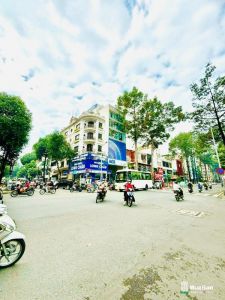 Góc 2 Mặt Tiền #1053 TRẦN HƯNG ĐẠO, Phường 5, Quận 5