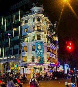 Bán tòa nhà 2 mặt tiền 200A Lý Tự Trọng,Phường Bến Thành, Quận 1