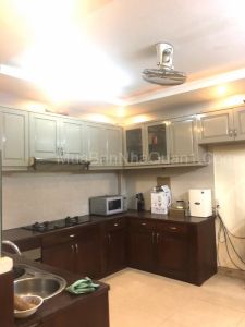 Nhà Quận 1 74m² nguyên căn cho thuê (4,2x18 )