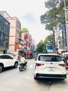 BÁN NHÀ MẶT TIỀN 684 BA THÁNG HAI, QUẬN 10