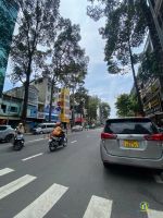 Bán nhà mặt tiền Trần Phú, Phường 8, Quận 5
