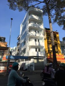 CHO THUÊ NNC GỐC 2 MT ĐƯỜNG NGUYỄN TRIPHƯƠNG Q10