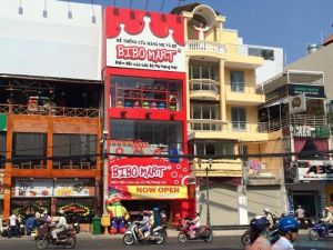 Cho thuê nguyên căn Vòng xoay Nguyễn Văn cừ q3