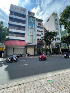 Nhà mặt tiền Nguyễn Đình Chiểu, Phường 6, Quận 3